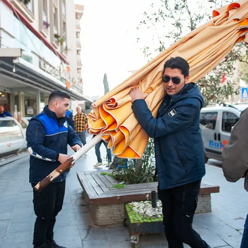 Karşıyaka’da İşgal Denetimleri Hız Kesmiyor haber fotoğrafı
