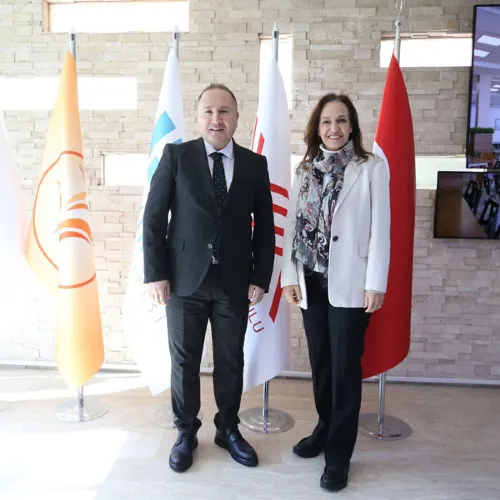 Karşıyaka Bilim Merkezi Yeniden Açılıyor: Belediye Ve Üniversiteden Güç Birliği haber fotoğrafı