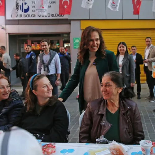 Karşıyaka Belediyesi’nden İftar Dayanışması haber fotoğrafı