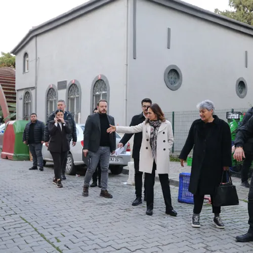 Karşıyaka’nın Açık Hava Kent Müzesi Rotaları Netleşti, Başkan Ünsal Sahada İnceledi haber fotoğrafı