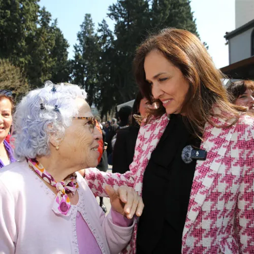 Bilge Çınarlar’da Neşe Dolu Buluşma haber fotoğrafı