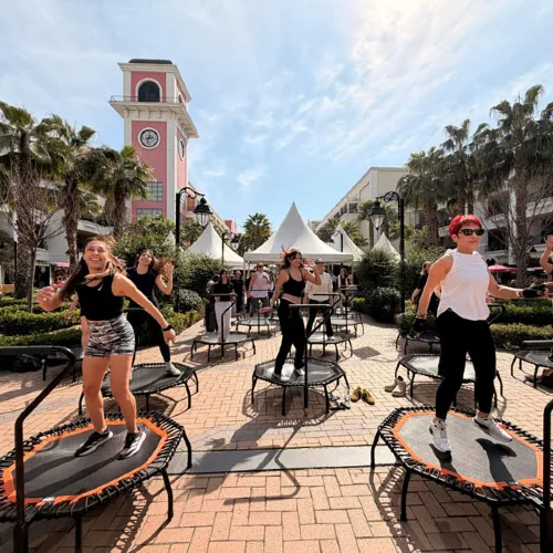 8 Mart’ta Karşıyaka’dan Özgürlük Çağrısı Yükseldi haber fotoğrafı