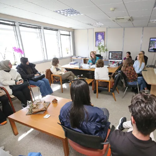 İYTE’li Mimar Adayları Karşıyaka’nın Geleceği İçin Fikir Yürütecek haber fotoğrafı