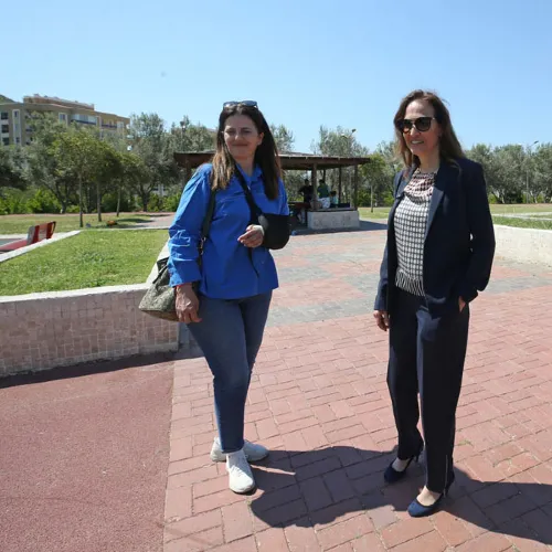 Karşıyaka’da Park Hamlesi haber fotoğrafı