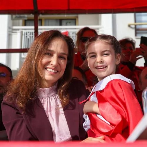 Karşıyaka’da 7’den 77’ye Bayram Coşkusu haber fotoğrafı