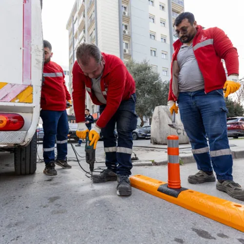 Karşıyaka’da Çöp Toplama Verimliliği İçin Dubalı Önlem haber fotoğrafı