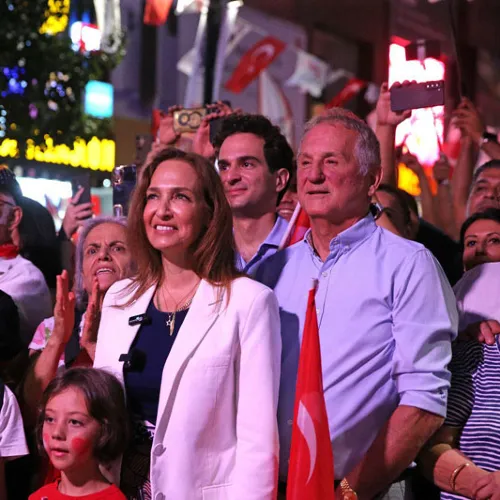 Karşıyaka’yı ‘Zafer’ Coşkusu Sardı haber fotoğrafı